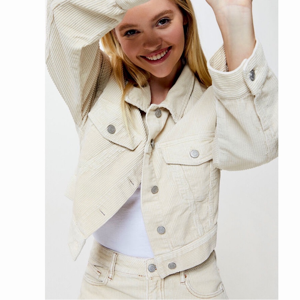 Pacsun Ecru Tapered Corduroy Trucker Jacket. Size large.